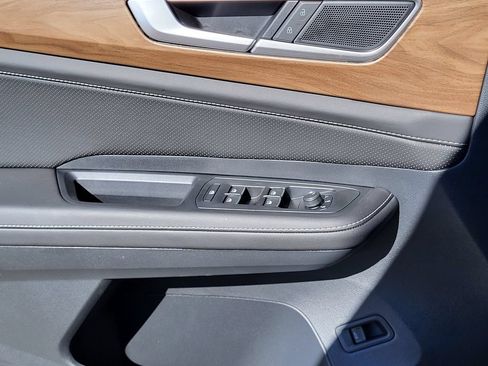 New 2026 Volkswagen Atlas SE AWD/4WD image 8