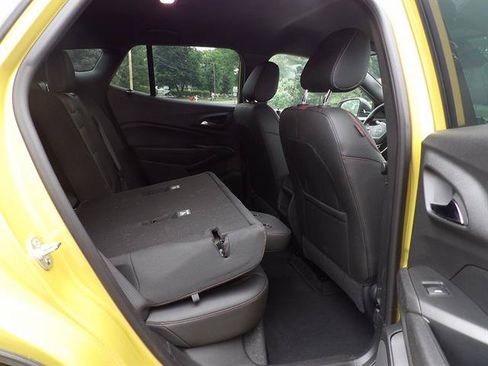 Used 2025 Chevrolet Trax RS w/ Driver Confidence Package FWD image 36