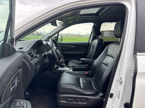 Used 2022 Honda Pilot Special Edition image 16