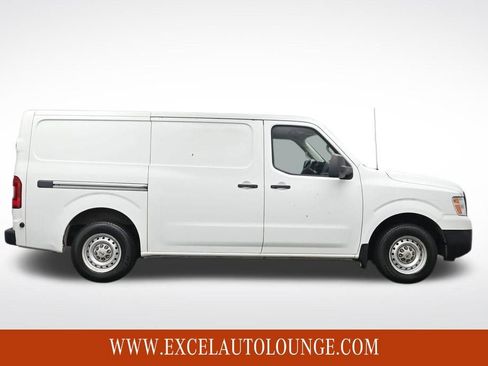 Used 2014 Nissan NV 2500 S image 7
