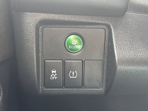 Used 2022 Honda HR-V LX image 47