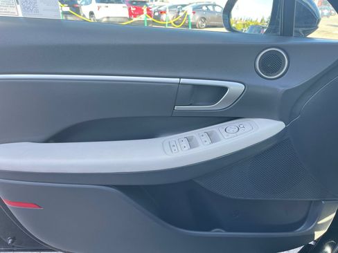 Used 2025 Hyundai Sonata SEL FWD image 18