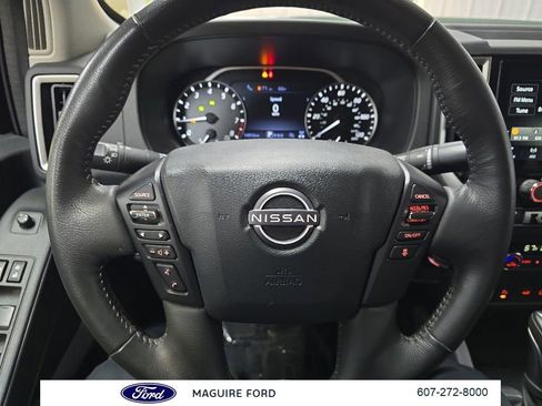 Used 2025 Nissan Frontier SV w/ SV Convenience Package AWD/4WD image 21