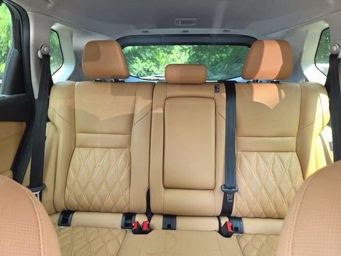 Used 2023 Nissan Rogue Platinum FWD image 14