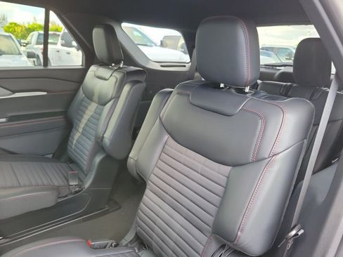 New 2026 Ford Explorer ST-Line w/ ST-Line Street Pack RWD image 14