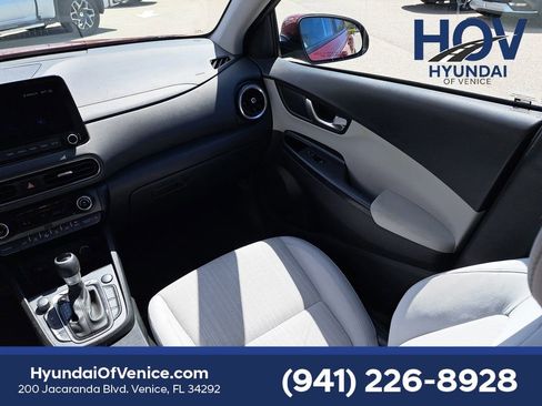 Certified 2023 Hyundai Kona SEL w/ Convenience Package image 23