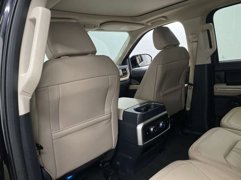 Used 2024 Ford Expedition Max Limited image 16