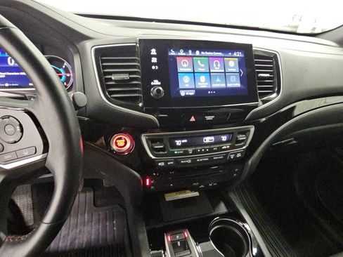 Used 2022 Honda Pilot Black Edition image 12