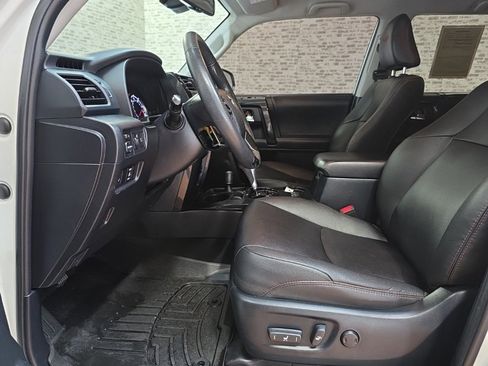 Used 2021 Toyota 4Runner TRD Off-Road Premium image 25