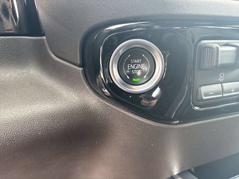 Certified 2024 Chevrolet Silverado 1500 LTZ AWD/4WD image 16