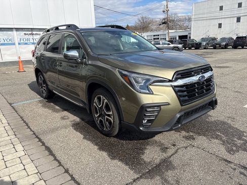 Certified 2023 Subaru Ascent Limited w/ Technology Package image 1