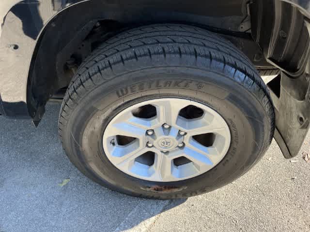 Used 2021 Toyota 4Runner SR5 AWD/4WD image 12