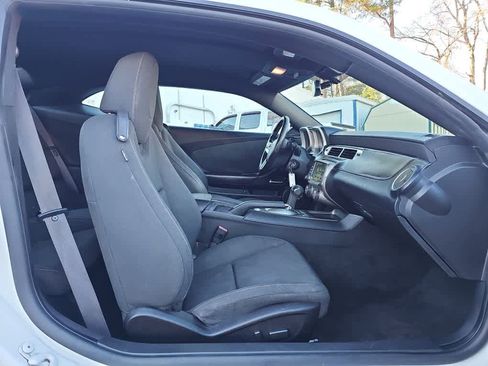 Used 2015 Chevrolet Camaro LT image 22