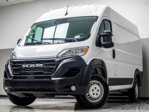 Used 2024 RAM ProMaster 2500 w/ Convenience Group FWD image 1