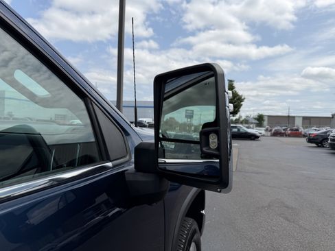 Used 2020 Chevrolet Silverado 2500 LTZ AWD/4WD image 10