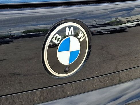 Used 2023 BMW 760i xDrive w/ Executive Package AWD/4WD image 32