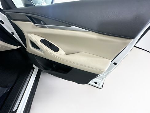 Used 2023 INFINITI QX60 Luxe w/ Vision Package FWD image 35
