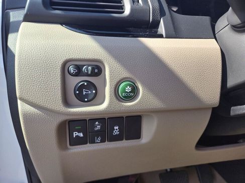 Used 2022 Honda Pilot Elite image 14