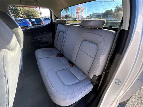 Used 2019 GMC Canyon 2WD Crew Cab w/ Convenience Package image 19