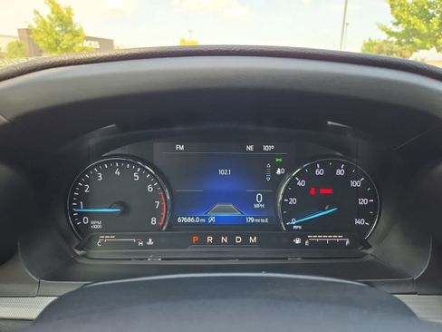 Used 2020 Ford Explorer XLT w/ Equipment Group 202A RWD image 31