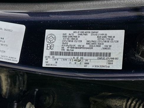 Used 2023 Ford F350 Lariat w/ FX4 Off-Road Package image 33