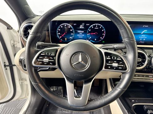 Used 2019 Mercedes-Benz A 220 4MATIC image 11