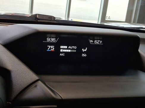 Certified 2023 Subaru Forester Premium image 17