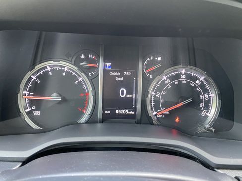 Used 2020 Toyota 4Runner TRD Off-Road Premium w/ Moonroof Package AWD/4WD image 21
