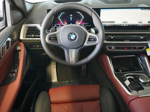 Used 2026 BMW X6 xDrive40i w/ Climate Comfort Package AWD/4WD image 16