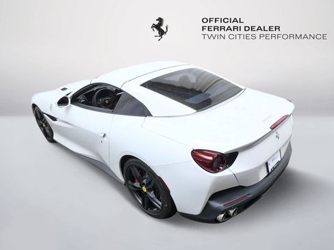 Certified 2019 Ferrari Portofino RWD image 3