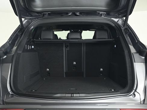 Used 2025 Maserati Grecale GT image 26