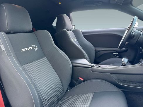 Used 2019 Dodge Challenger SRT Hellcat image 29