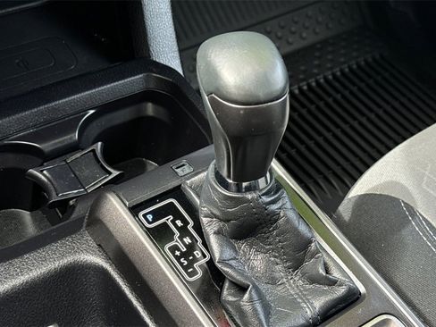 Used 2021 Toyota Tacoma TRD Sport image 19