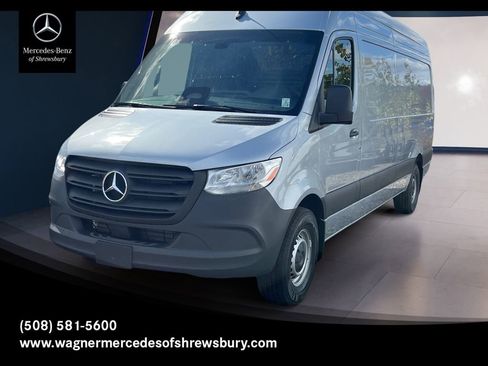 New 2025 Mercedes-Benz Sprinter 2500 image 1