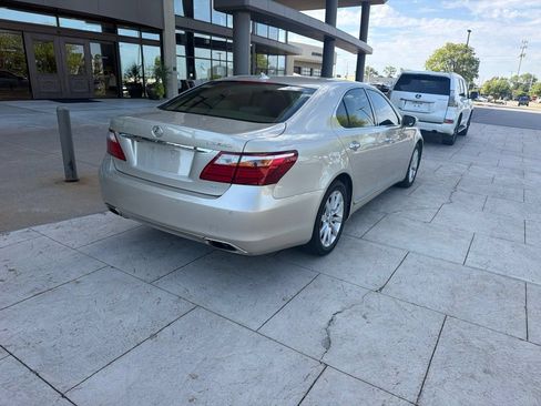 Used 2011 Lexus LS 460 AWD image 3