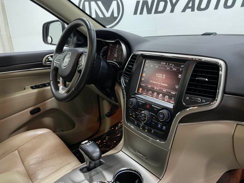 Used 2015 Jeep Grand Cherokee Limited w/ Luxury Group II AWD/4WD image 20