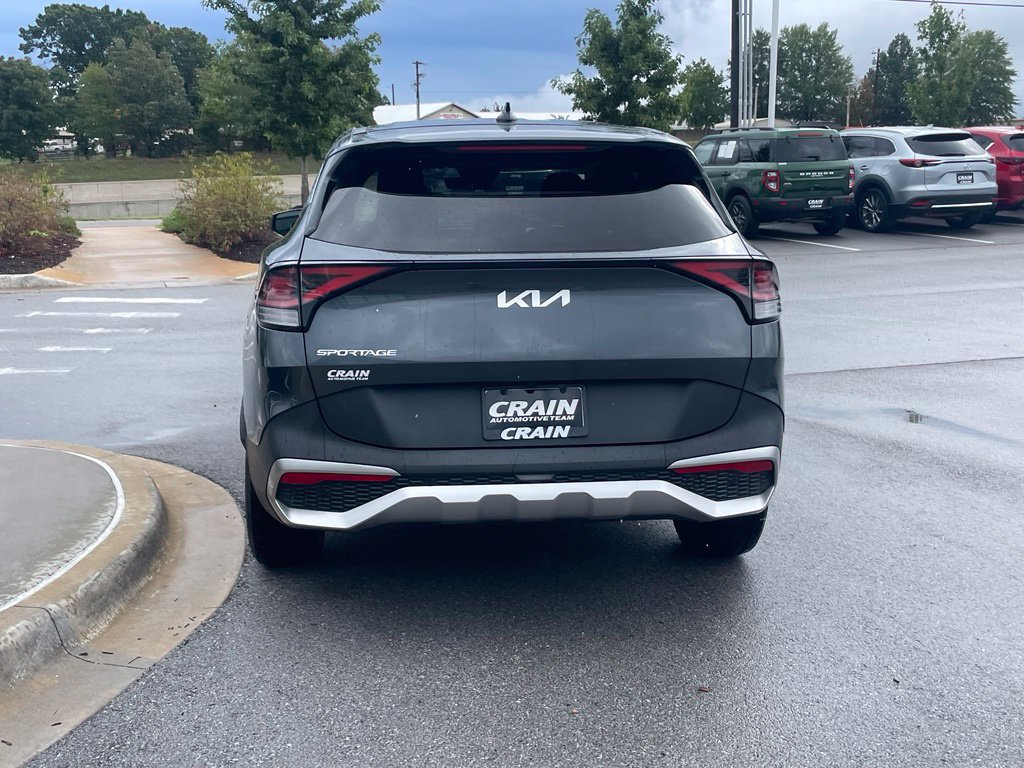Used 2023 Kia Sportage LX FWD image 6