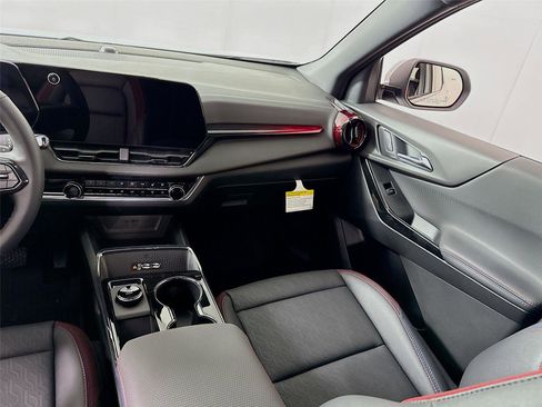 New 2026 Chevrolet Equinox RS w/ Convenience Package III image 17