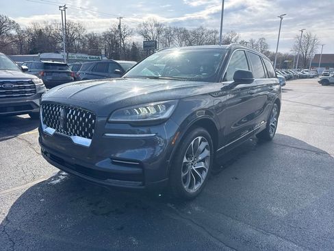 Used 2023 Lincoln Aviator Grand Touring w/ Equipment Group 301A image 2
