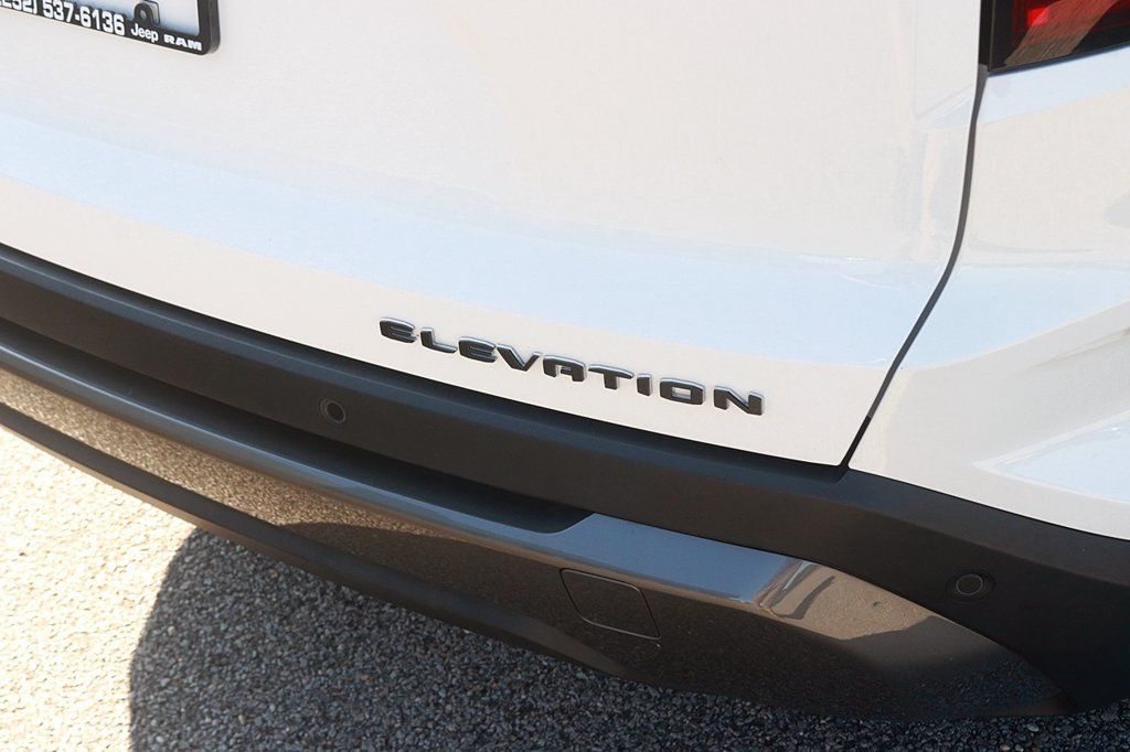 Used 2026 GMC Terrain Elevation FWD image 8