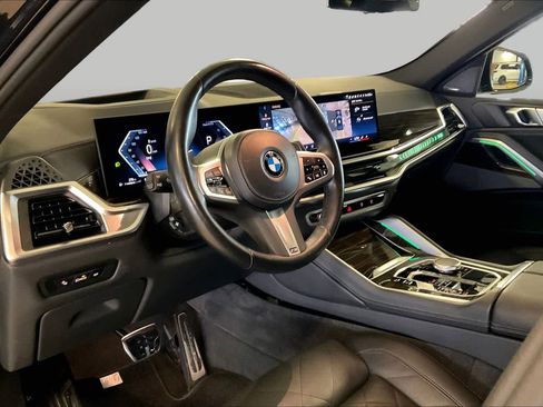 Used 2025 BMW X6 xDrive40i AWD/4WD image 16