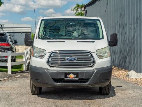 Used 2015 Ford Transit 250 130 Low Roof w/ Exterior Upgrade Package RWD image 9