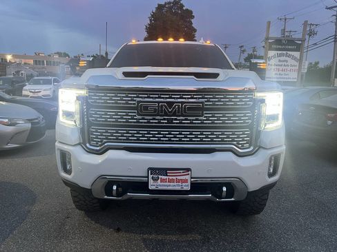 Used 2023 GMC Sierra 2500 Denali w/ Denali Ultimate Package AWD/4WD image 3