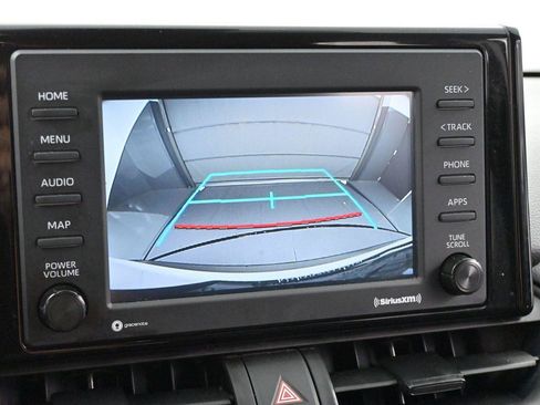 Used 2022 Toyota RAV4 XLE AWD/4WD image 19