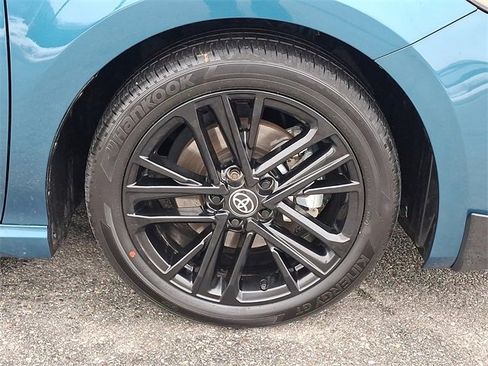 Certified 2025 Toyota Camry SE w/ Convenience Package image 8