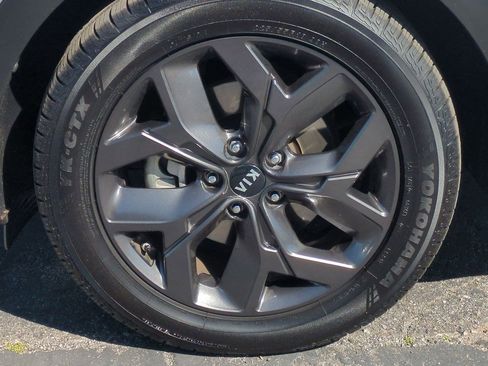 Used 2020 Kia Sportage S image 26