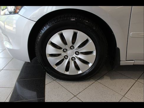 Used 2008 Honda Accord LX image 9