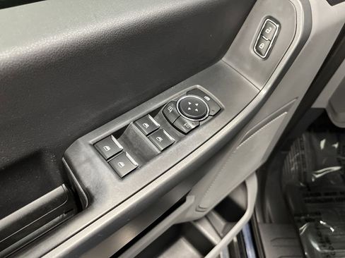 Used 2023 Ford F350 XLT image 27