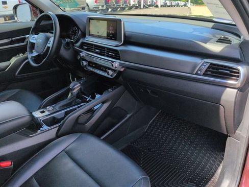 Used 2022 Kia Telluride S FWD image 31