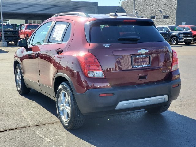 Used 2016 Chevrolet Trax LT w/ LT Convenience Package FWD image 3